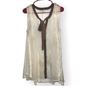 Women’s BOHO Lace Medium Sleeveless blouse
